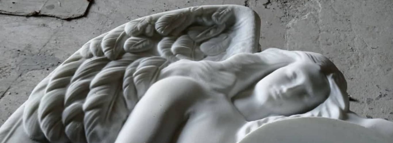 Lápidas y mármol funerario en Alcalá de Henares Madrid